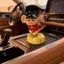 Đồ Trang Trí Xe Hơi Xoay Crayon Shin-Chan Hợp Thời Trang Chơi Hình Xe Đồ Trang Trí Người Ảnh Hưởng Văn Phòng Giải Nén Máy Tính Để Bàn