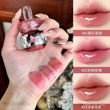 Son môiioet Son bóng làm môi căng mọng, tinh chất dưỡng môi, dưỡng ẩm, làm sáng da, tạo hiệu ứng môi căng mọng căng bóng