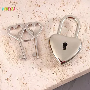 < Honeyba > 1 Bộ Hình Trái Tim Padlo Mini Hành Lý Phần Cứng Los Có Chìa Khóa Lo Cho Du Lịch Cưới Hộp Trang Sức Nhật Ký Sách Vali Đẹp