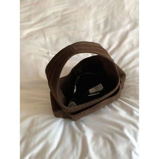 Túi xách da lộn màu cà phê cổ điển