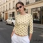 Áo crop top 3 / 4 tay cổ tròn in họa tiết chấm cổ điển Áo thun mỏng vừa vặn