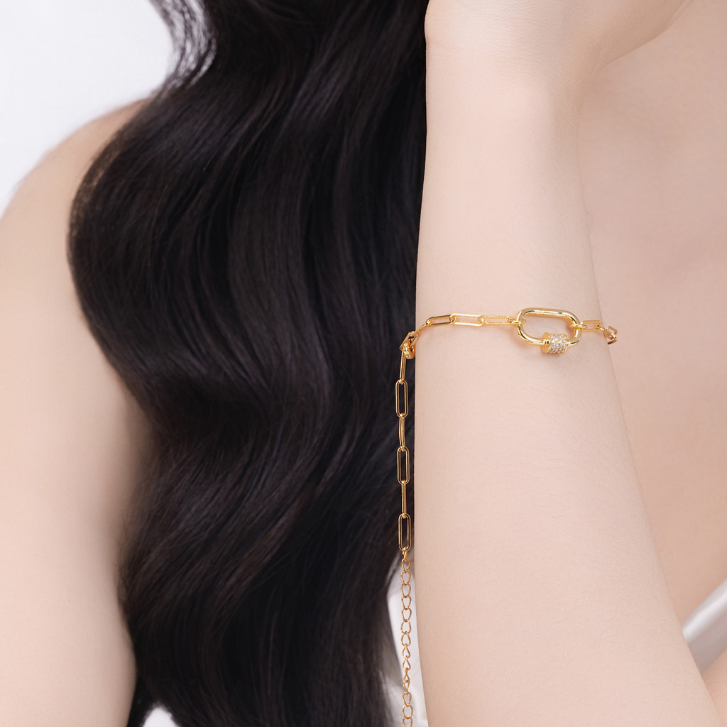 Lắc Tay nữ Free Flow mạ vàng cao cấp, phong cách tối giản, hiện đại và trẻ trung - DOJI