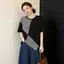 Áo thun ngắn tay sọc đen mùa hè cỡ lớn viền không đều Khâu dáng rộng che phủ Flesh Niche Design Slimer Look