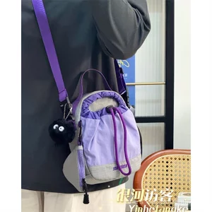Nhẹ Đi Bộ Đường Dài Ngoài Trời Túi Đựng Nước Di Động Nam Nữ Thiết Kế Niche Phù Hợp Với Đeo Ngang Nhẹ Đi Chơi Điện Thoại Di Động
