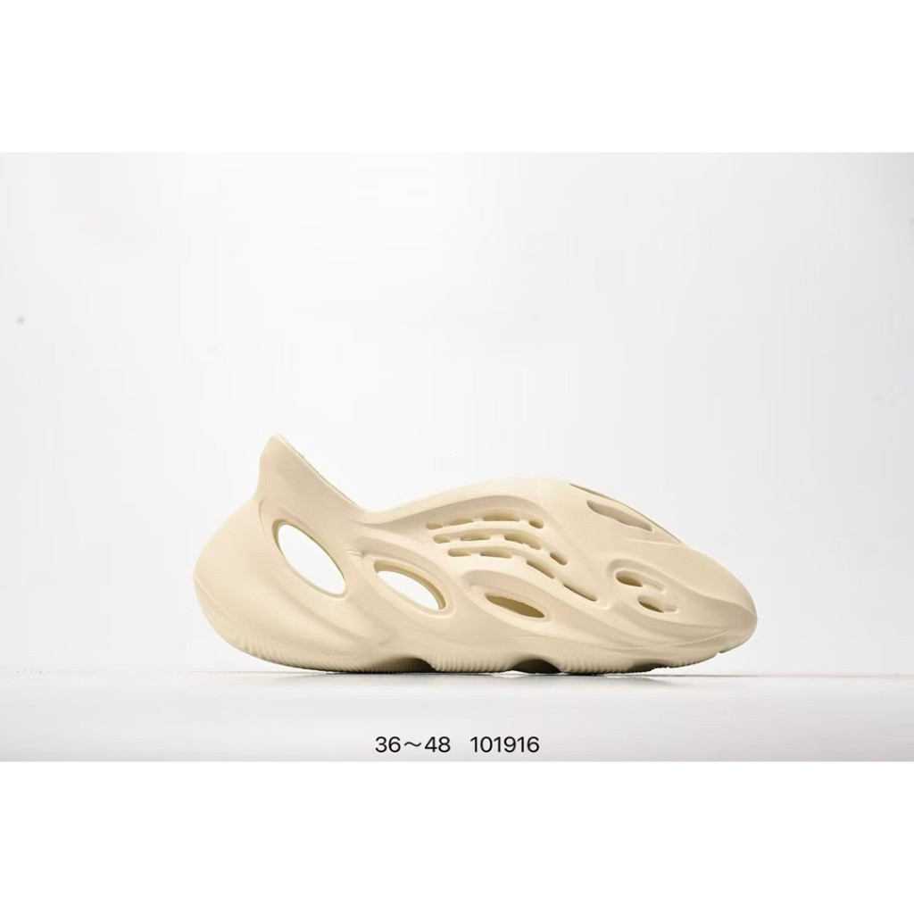 Yeezy Foam Rnner Smmer Phiên bản giới hạn Casing Sports Clo | Shopee ...