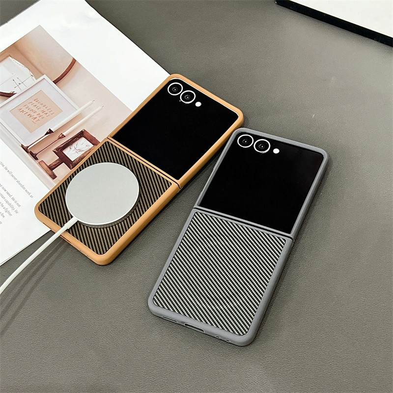 Dành Cho Samsung Galaxy Z Flip 7 7FE Z Flip 6 Z Flip 5 Z Flip 4 Z Flip 3 5G Kết Cấu Sợi Carbon Sạc Không Dây Từ Tính Ốp Lưng Mềm Chống Sốc