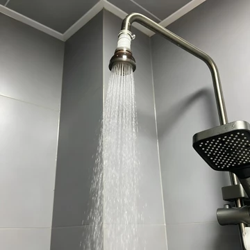 Vòi sen phòng tắm Vòi phun nước Vòi chống nước Máy lọc nước có thể thu vào Bộ mở rộng áp lực Bộ lọc nước đa năng
