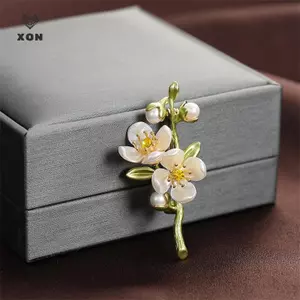 Trâm cài hoa nhài xanh tính khí cổ điển dành cho nữ trồng hoa ngọc trai Corsage chống lộ Phụ kiện Pin Quà tặng trang sức [Mina]
