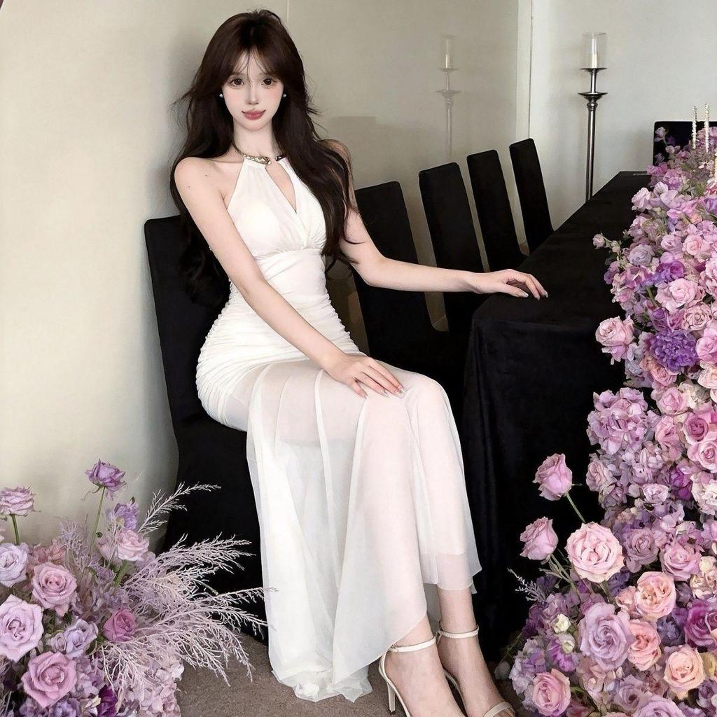 Váy dây kim loại màu trắng kiểu Pháp Váy dài thêu lưới