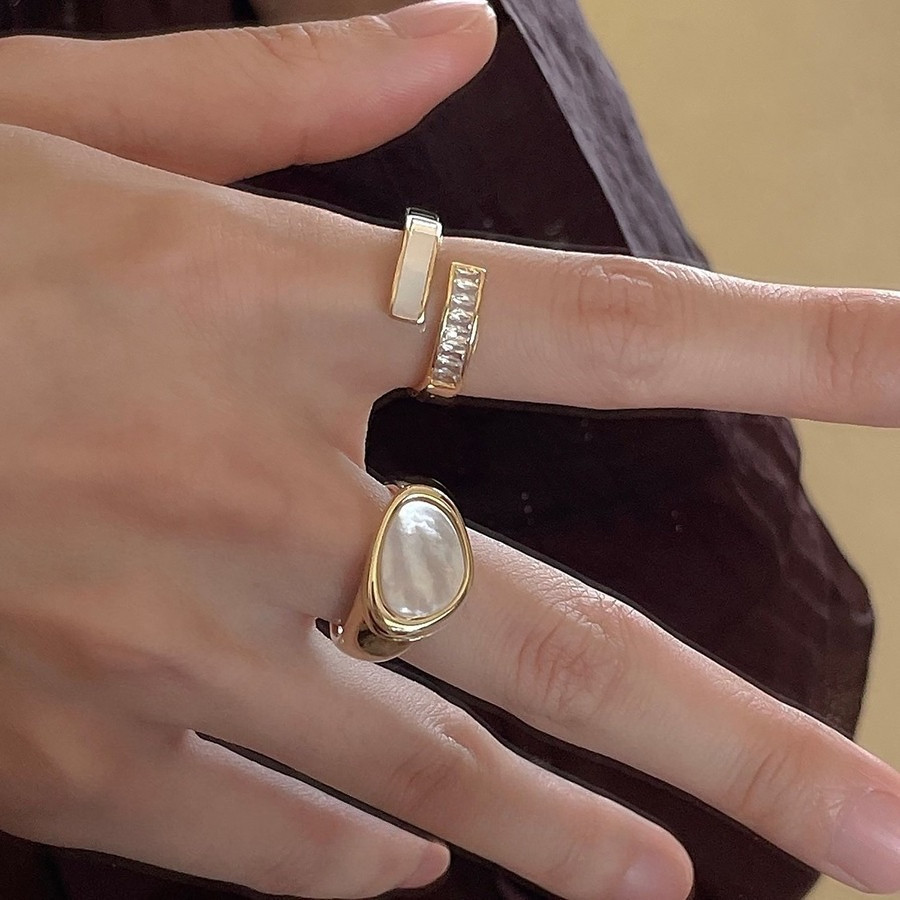 Nhẫn thời trang cao cấp cho ngón trỏ, cá tính và phong cách lạnh lùng