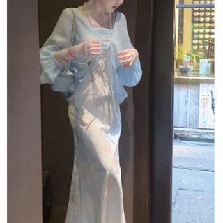 Bộ váy yếm và áo cardigan màu xanh băng cổ điển cao cấp thanh lịch mùa hè dành cho nữ