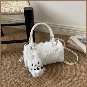 SQ11 2026 Túi gối đeo chéo thông thường thời trang và đa năng mới niche ngôi sao ngọt ngào túi xách chấm bi