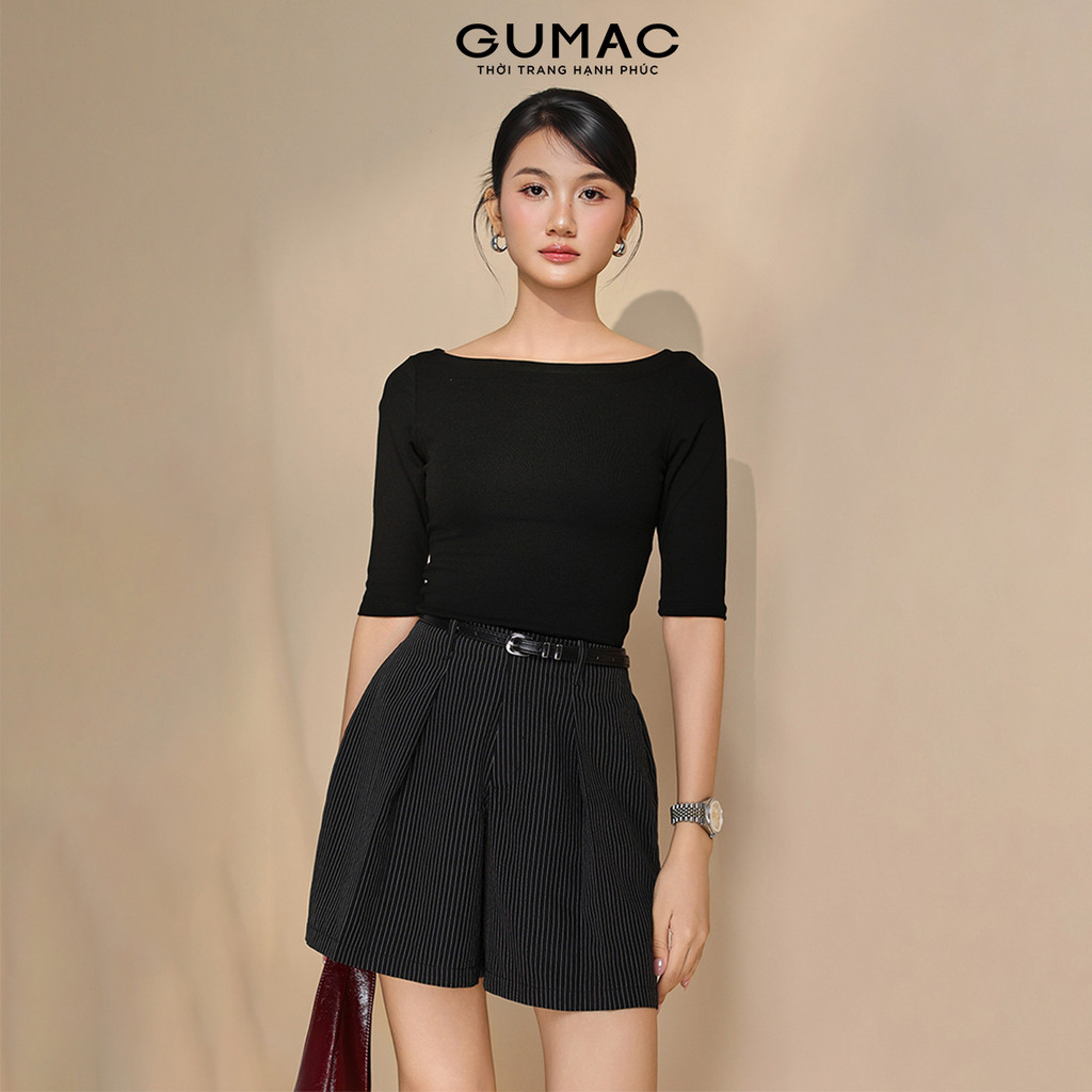 Quần Short Nữ GUMAC Lưng Liền Họa Tiết Sọc Chiết Ly Có Túi Chất Kaki Mềm Mịn Trẻ Trung SHF05018
