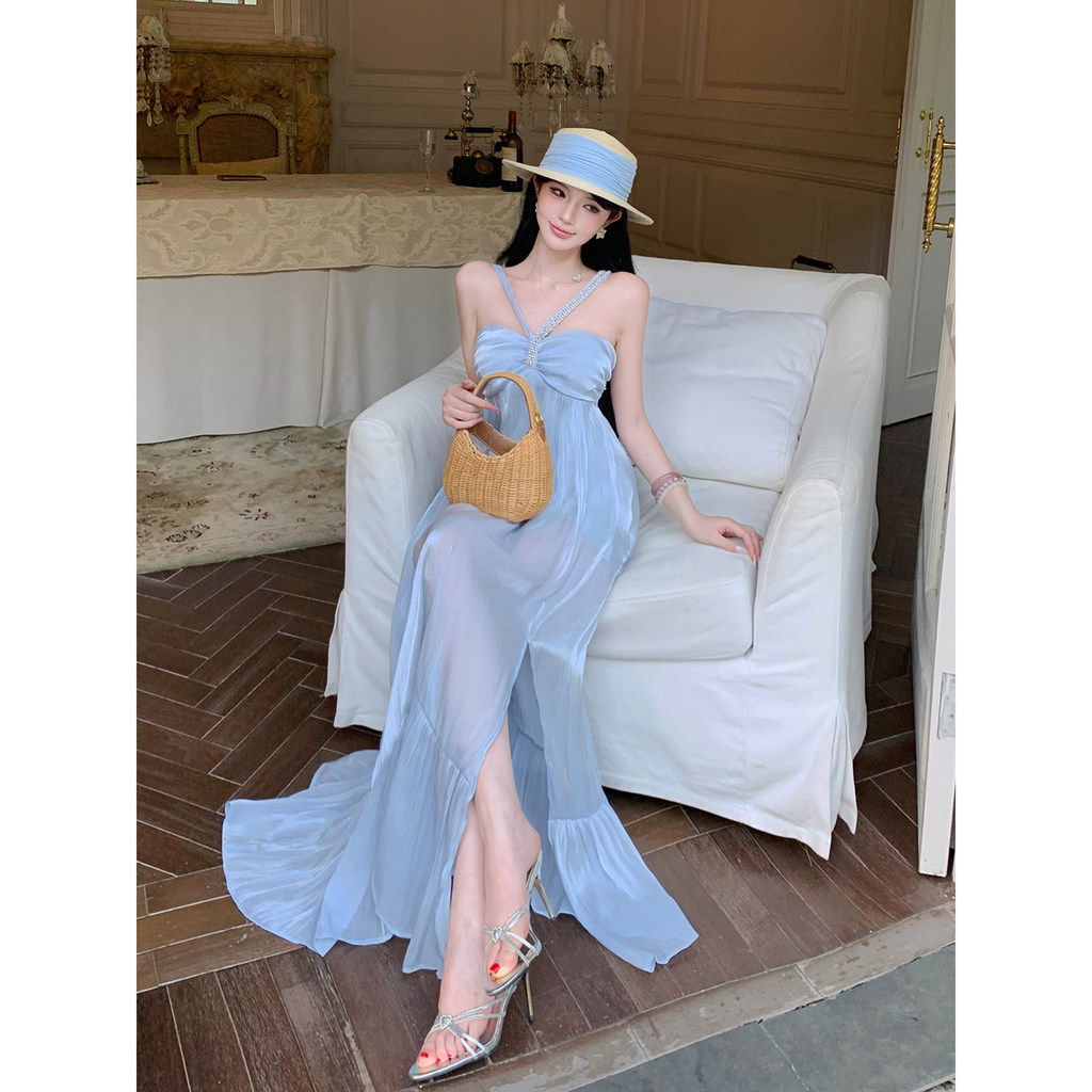 Đầm cổ yếm màu xanh voan tơ organza óng ánh