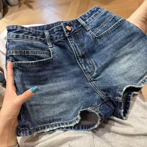 Quần short Denim cỡ lớn thon gọn hơn trông co giãn mặc ngoài mỏng eo cao Quần ống rộng chữ a Quần nóng