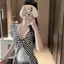 Phong cách Hàn Quốc Sọc Xoắn Giả Hai Mảnh Nữ Pure Desire Ren Khâu Cổ Chữ V Slim-Fit Slim-Fit Slimmer Look Hot Girl Áo thun ngắn tay Top