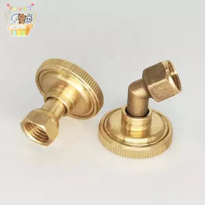 er Hệ thống tưới tiêu bằng đồng thau vàng 8 lỗ Đầu phun tưới vườn áp suất cao Chống gió thẳng cong Vòi phun sương ELWW