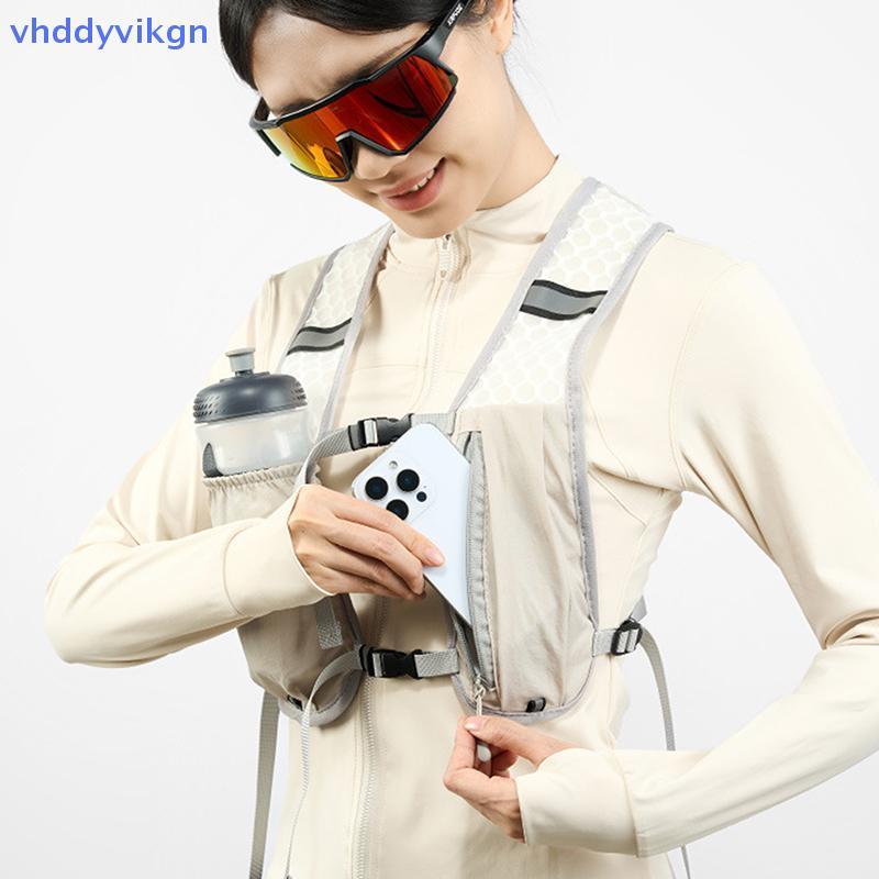 Ba lô chạy phản quang để, dễ mang theo bình nước và hộp đựng điện thoại