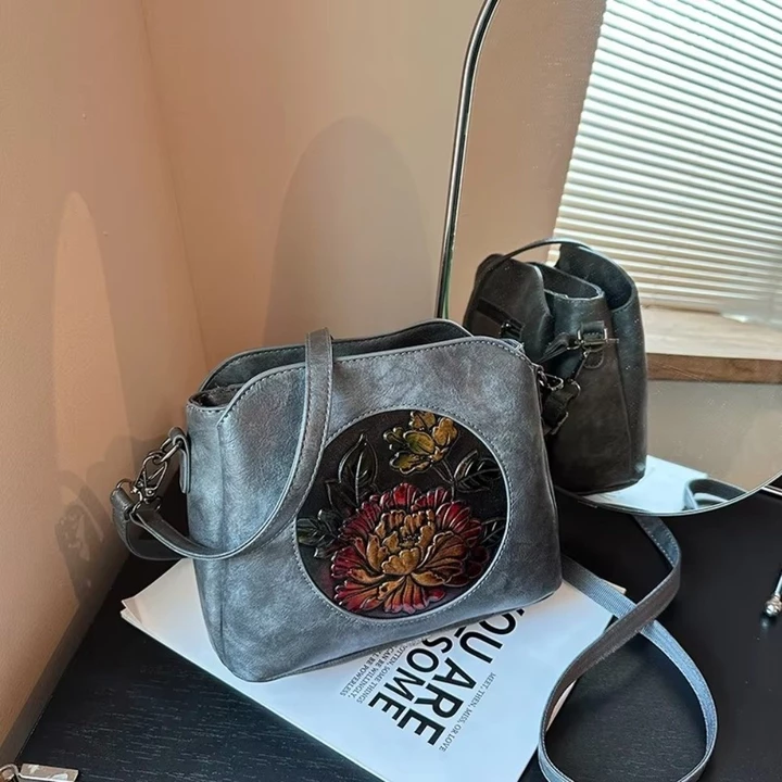 Women's Vintage PU Leather Crossbody Bag – 6