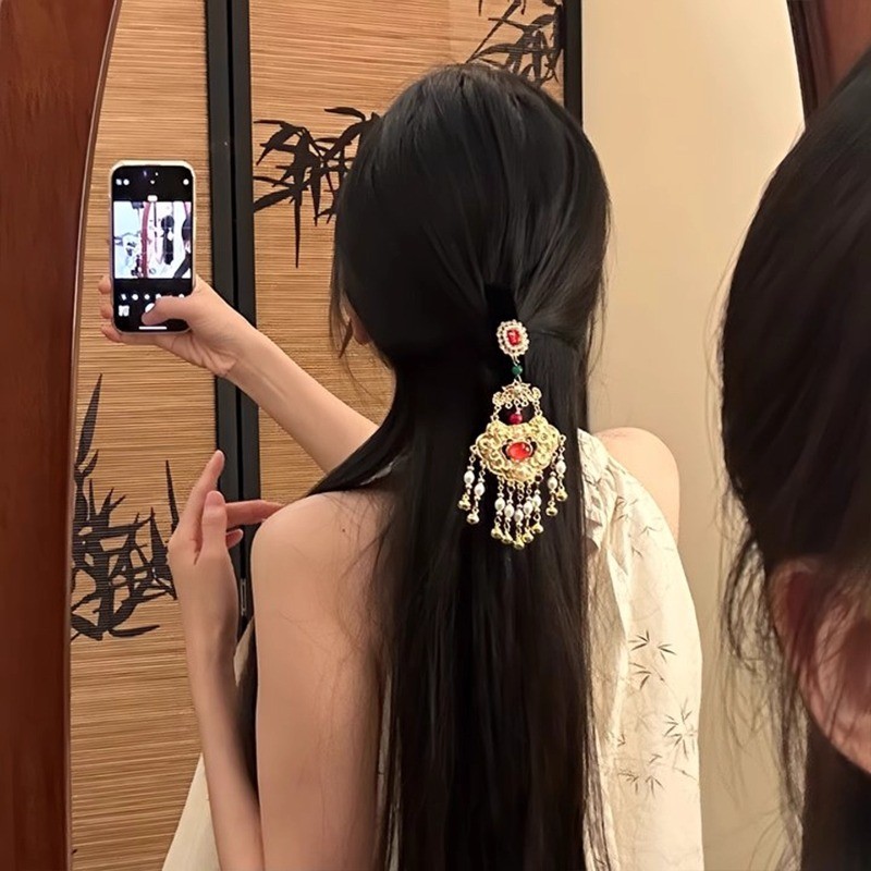Mũ đội đầu cổ cao cấp cho bé gái với tua rua màu vàng retro, phong cách Trung Quốc mới