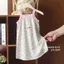 Bé gái (90-150) Sản phẩm mới mùa hè Váy dây đeo lụa băng tươi nhỏ phong cách mới