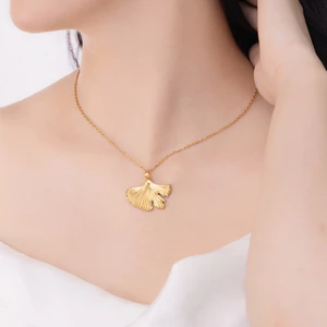 Dây liền mặt nữ Cressida mạ vàng cao cấp lấy cảm hứng thiên nhiên hình chiếc lá, sang trọng, đi tiệc đi chơi - DOJI