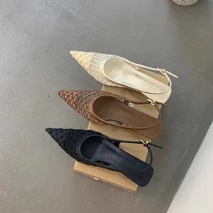 Dép xỏ ngón rỗng dành cho nữ Giày lưới cá gót mỏng Xăng đan lưới thoáng khí