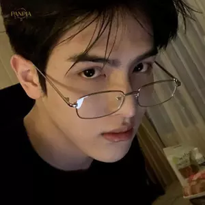 PNPIA- Retro Cổ Điển Hình Chữ Nhật Nhỏ Kính Dành Cho Nữ Siêu Nhẹ Trong Suốt Đọc Sách Quang Cảnh Ánh Sáng Xanh Áo Kính Mắt