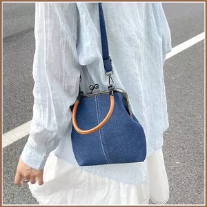 SQ11 Túi đeo vai mới đi lại đa năng dành cho nữ Túi đeo chéo phong cách retro Túi xách nghệ thuật
