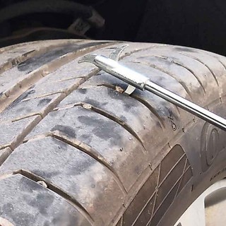 Dụng Cụ Móc Đá Lốp Xe Giúp Kéo Dài Tuổi Thọ Của Lốp