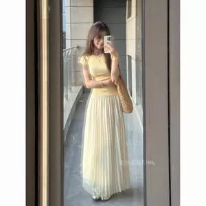 Phong cách Hàn Quốc Phong cách nhẹ nhàng Áo len ngắn tay cổ tròn cổ tròn ngắn tay mỏng dành cho nữ Váy xếp ly eo cao mùa hè Hai chiếc
