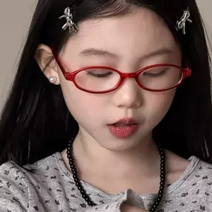 Ins Art Retro Đỏ Hình Bầu Dục Khung Nhỏ Vừa Lớn Trẻ Em Chống Ánh Sáng Xanh Kính TR Siêu Nhẹ Kính Khung lõm Hình Hợp Thời Trang