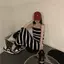 Mùa hè 2026 Pháp Bellflower Đen Trắng Sọc Dệt Kim Sling Dress Eo hẹp Mỏng Hơn Nhìn Niche Tính Khí Kỳ Nghỉ Váy Dài Nữ