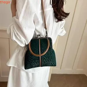 THEGIRL8B Kiss Lock Túi Đeo Vai, Túi Đeo Ngang PU Da Báo, Thời Trang Dung Tích Lớn Chất Lượng Cao Ví Vintage Túi Xách Bé Gái