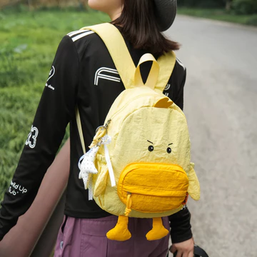 Phim hoạt hình Angry Chick Ba lô hình ba chiều dễ thương Ba chiều Ba lô trẻ em Kích thước nhỏ 3 màu có sẵn