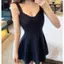 Mùa hè 2026 Váy dệt kim cổ vuông phong cách Hepburn Slim-fit eo hẹp mỏng hơn Nhìn khí chất Niche Váy ngắn tay kiểu Pháp dành cho nữ