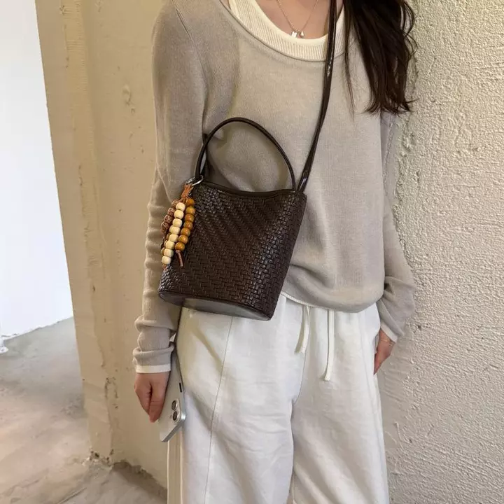 Women's Bucket Bag – 4