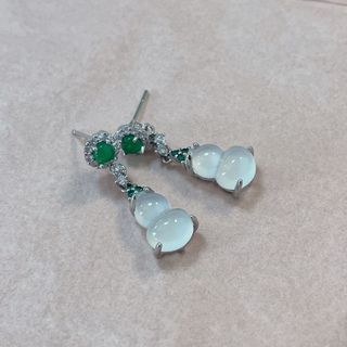 Bông Tai Retro Ngọc Hetian Trắng Chalcedony - Phong Cách Sang Trọng