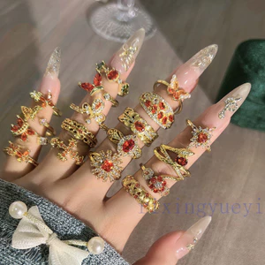 Nhẫn Zircon màu cam phong cách tòa án cổ điển dành cho nữ Nhẫn phong cách mở bướm sang trọng thời trang