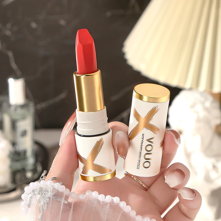Preferred#VOUO Non-transferable lipstick, soft matte, waterproof, silky smooth, long-lasting, non-drying, matte velvet lipstick, non-stick and non-fading MQ L