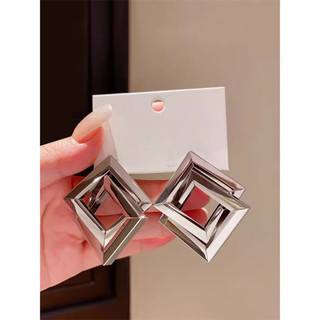 Bông tai kim cương kim loại phong cách đơn giản, mát mẻ