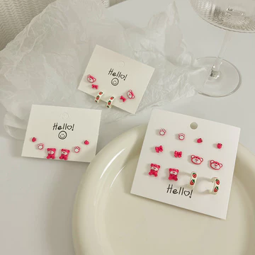 | 【earrings】 | ☼Bán Chạy Dâu Gấu Series Bạc Kim Bông Tai 2024 Phong Cách Mới Bông Tai Nữ Học Sinh Dễ Thương Bông Tai Nhỏ Bông Tai Bông Tai Bông Tai Bông Tai☆