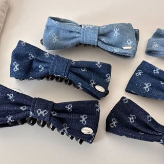 Kẹp Tóc Cao Cấp Style Hàn Quốc - Denim Màu Xanh Với Nơ Chuối In Họa Tiết, Phù Hợp Cho Duổi Ngựa Đứng