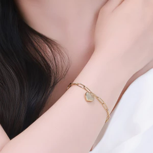 Lắc Tay nữ họa tiết trái tim mạ vàng cao cấp, phong cách trẻ trung, cá tính - DOJI