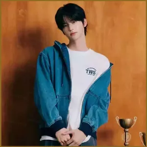 TWS TWENTY FOUR SEVEN VỚI US 24 / 7 KPOP người hâm mộ quà tặng Áo thun ngắn tay áo thun