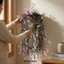 DONOVANQQ 8 Chiếc Cây Nho Treo Camellia Nhân Tạo, Lụa Thực Tế 15 Đầu Camellia Treo Tường Giấm, Lá Bạch Đàn Chống Tia UV Chống Thấm Nước Hoa Trailing Vine Ban Công