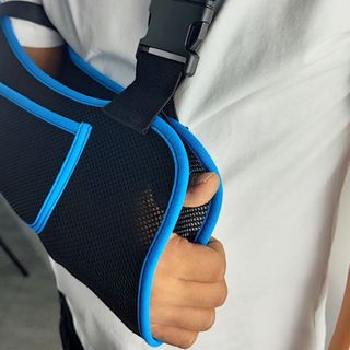 DARON Tay Sling, Làm Dày Miếng Đệm Vai Có Thể Điều Chỉnh Dây Đeo Trước Nẹp, Ứng Dụng Rộng Rãi Thoáng Khí Di Động Dễ Dàng Đeo Vai Cố Định Rotator Cuff