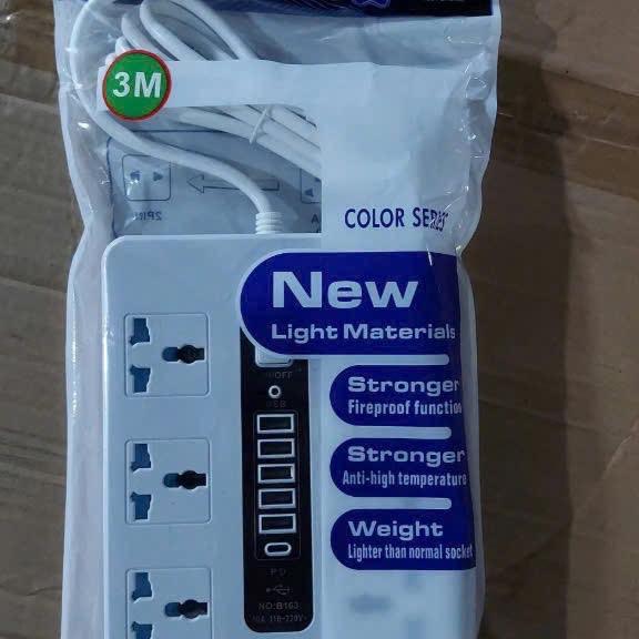 ￼Ổ Cắm Điện Đa Năng Chống Giật Chịu Tải 2500W Gồm 6 Ổ Cắm Tích Hợp 4 Cổng USB Sạc Nhanh Điện Thoại Dây Dài 3m
