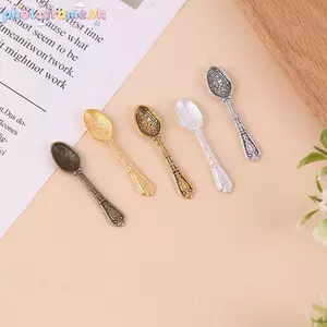 Khung Ảnh 10 Cái / bộ Vintage Mini Dao Kéo Thìa Nhà Búp Bê Thu Nhỏ Bộ Đồ Ăn Trẻ Em Đồ Chơi Búp Bê Trang Trí Nhà VN