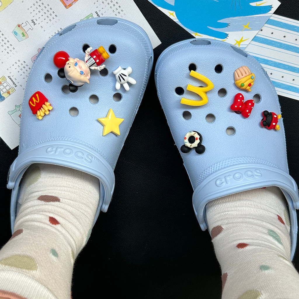 Phụ kiện lỗ Pop Mart Mickey Dimoo hoa dễ thương DIY cho Crocs, khóa giày có thể tháo rời cao cấp